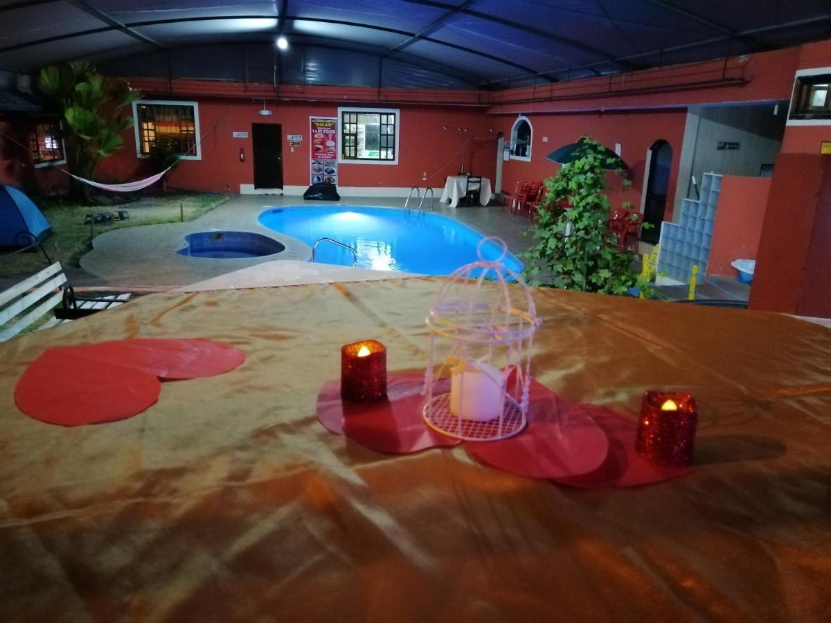 Hosteria El Tisaleno أمباتو المظهر الخارجي الصورة